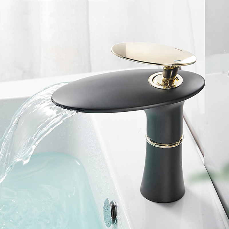 น้ําตกก๊อกน้ําอ่างล้างหน้าสีขา - Home Hardware Bathroom Faucets บทวิจารณ์และราคา